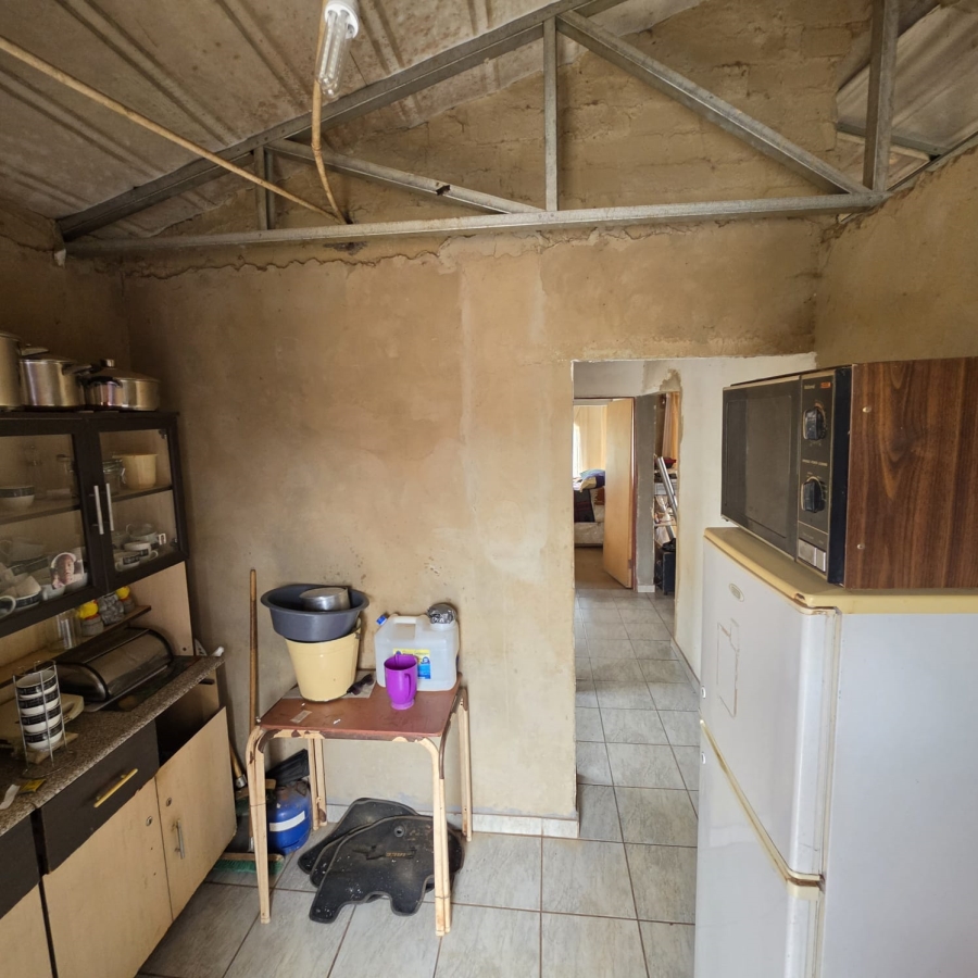 2 Bedroom Property for Sale in Ikageng North West